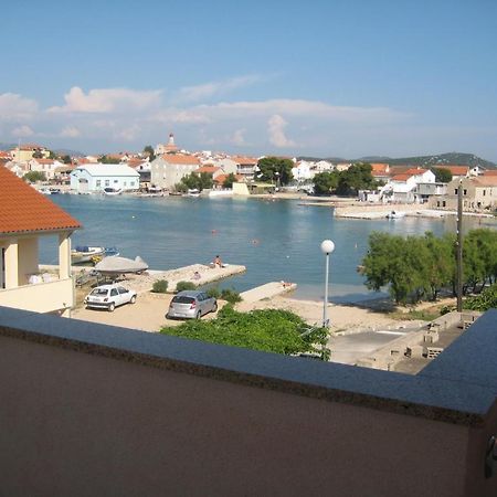 Apartments Jakovcev Betina  Bagian luar foto