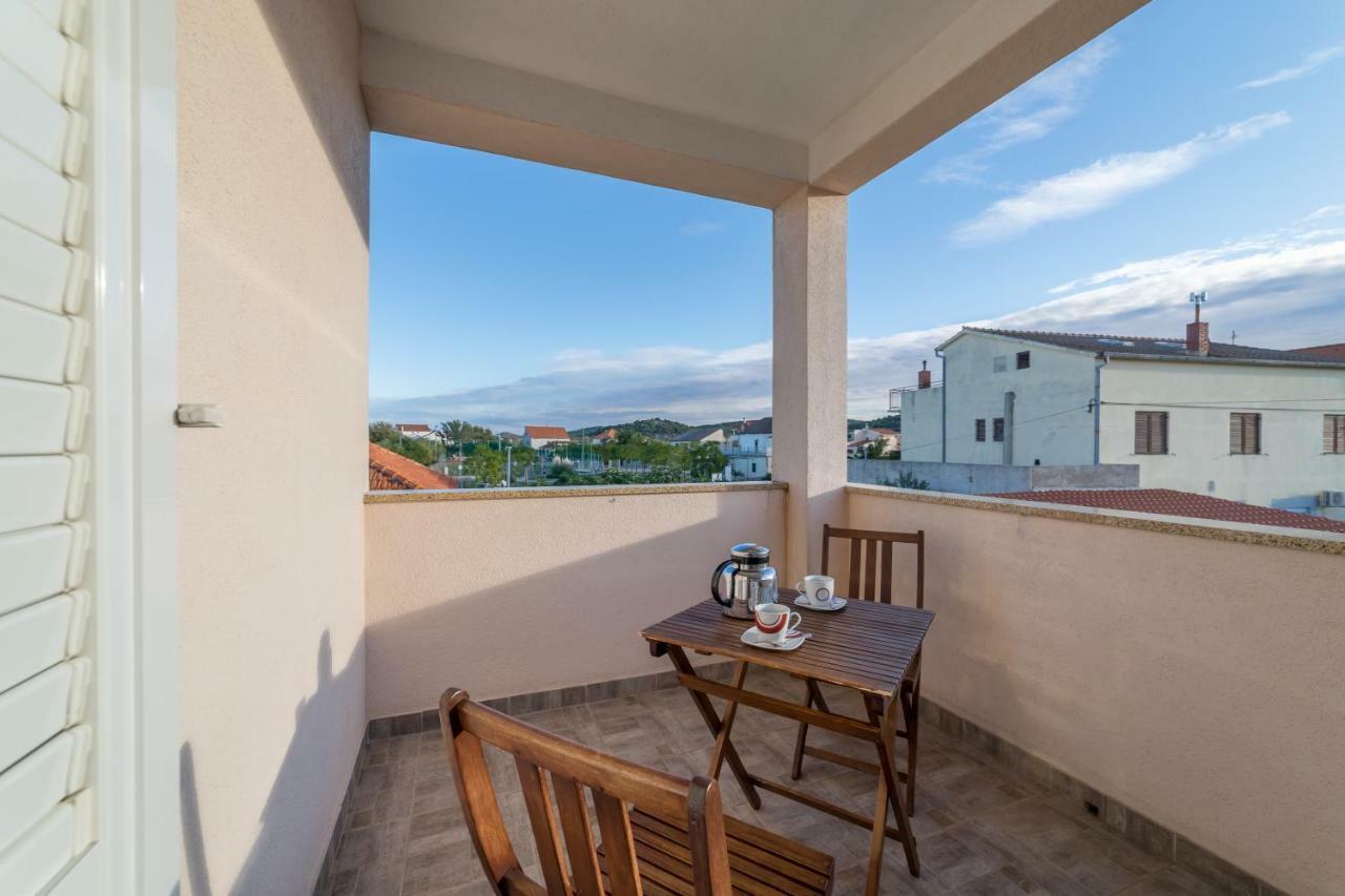 Apartments Jakovcev Betina  Bagian luar foto