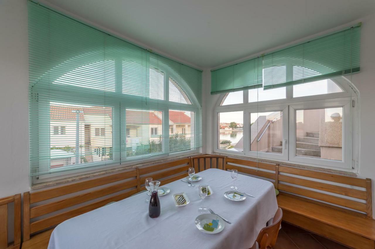 Apartments Jakovcev Betina  Bagian luar foto