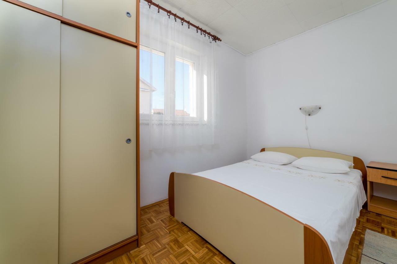 Apartments Jakovcev Betina  Bagian luar foto